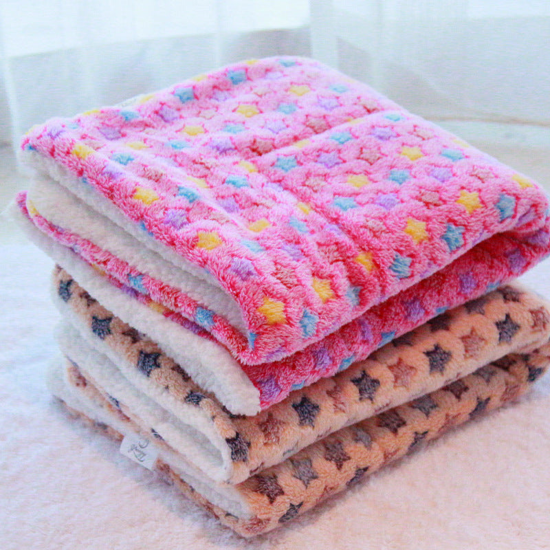 Cute & Cozy Pet Blanket | Soft Coral Fleece Mat for Dog, Cat & Crate